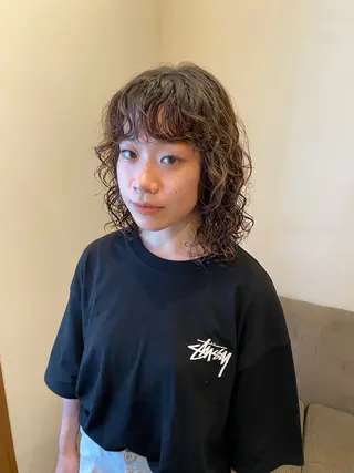 ミディアム パーマ ENIF ヤマグチアツコのヘアスタイル