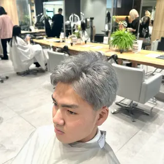 ショート カラー MINX/ボブ/ レイヤー/田中元翔のヘアスタイル