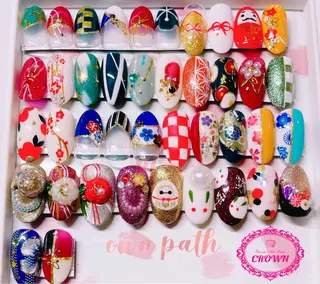 ネイル CROWN プライベートサロンのネイルデザイン
