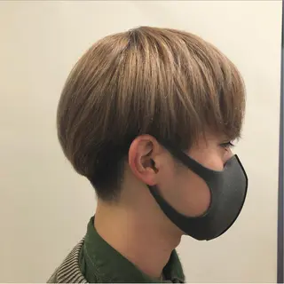 ショート カラー mizuho .のヘアスタイル