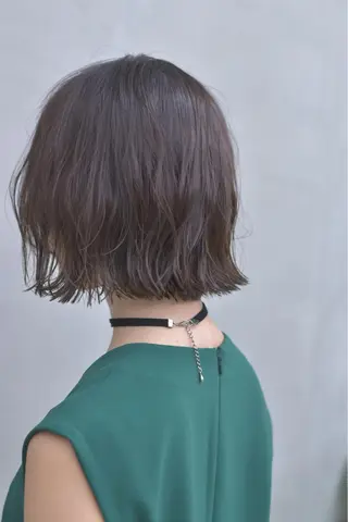 ショート ミディアム カラー 磯部 巧 bob/ショートのヘアスタイル