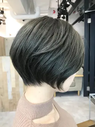 ショート カラー 色気レイヤー& ショートはお任せ🌟のヘアスタイル