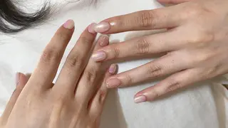 ネイル R ...Rの眉毛・アイブロウイメージ