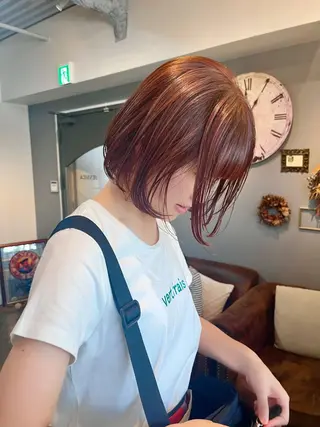 ミディアム JESSICA .のヘアスタイル