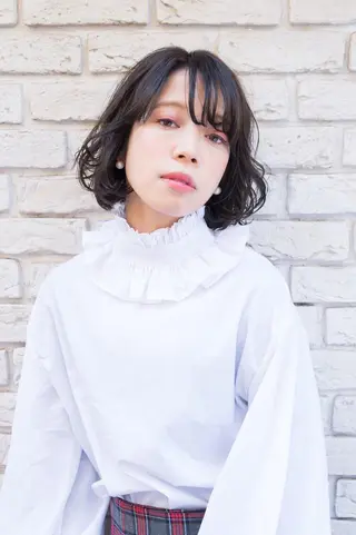 ショート カラー パーマ 澤崎 智代のヘアスタイル