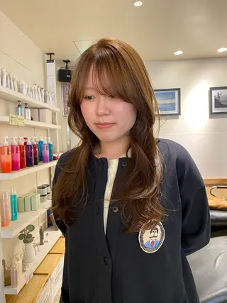 ロング カラー ナチュラルヘア🫧 ナナミのヘアスタイル