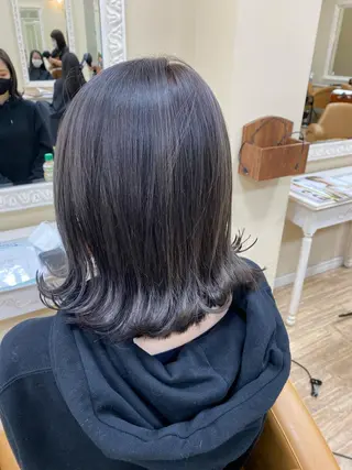 カラー SALOWIN栄 高須大貴のヘアスタイル