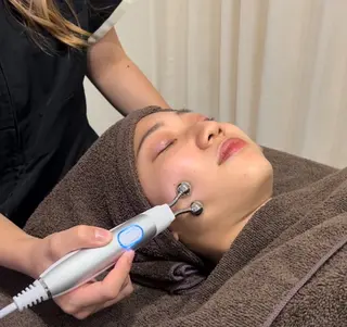 エステサロン JURISのエステ・リラクイメージ