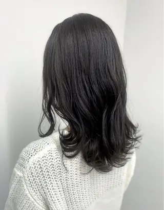セミロング カラー ⭐️当日OK⭐️ 岩田峻のヘアスタイル