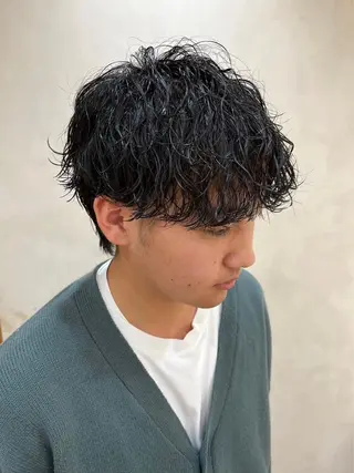 パーマ メンズ Bond Story りき カラーモデルのヘアスタイル