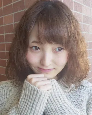 ミディアム パーマ カラー ブリーチ・ハイトーン 特化🎉内山のヘアスタイル