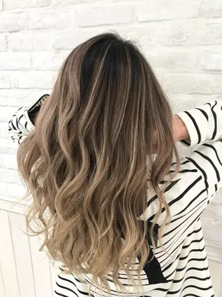 セミロング 白井 秀太郎のヘアスタイル