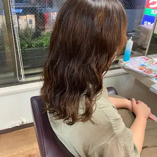 パーマ 佐川 絢のヘアスタイル