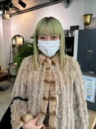 ミディアム 木村 陽菜のヘアスタイル