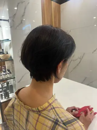 ショート 村中 逸紀のヘアスタイル
