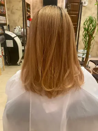 セミロング sakamoto sayaのヘアスタイル