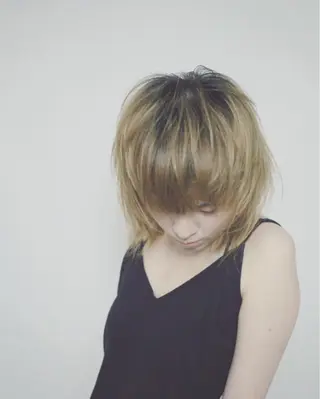 ミディアム カラー ヘアアレンジ 秋葉 一郎のヘアスタイル
