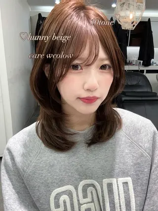 ロング カラー 💍透明感 💖艶ミルクティーのヘアスタイル