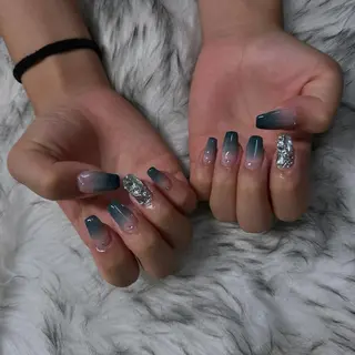 ロング mao .のネイルデザイン