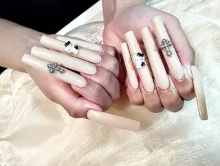 ネイル DI'A ネイルサロンのネイルデザイン