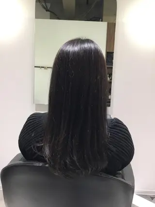 セミロング ✨あなたのお悩み解消 美容師✨TOMOKAのヘアスタイル