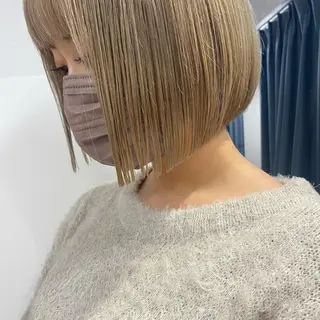 ショート カラー センターパート/ 暖色カラーayuのヘアスタイル