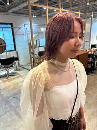 ミディアム Hayashi Shioriのヘアスタイル