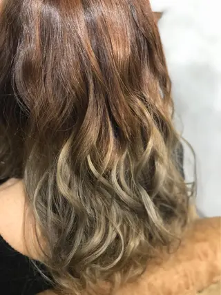 ミディアム 西村 雄二/エクステのヘアスタイル