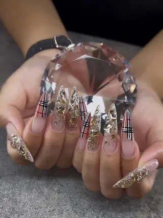 ロング ピンクドールハウス 宜野湾店のネイルデザイン