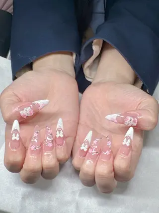 ネイル Lee Ainのネイルデザイン