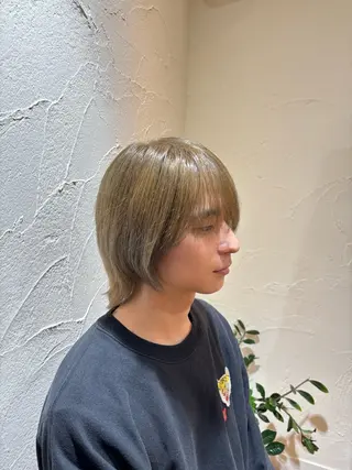 ミディアム カラー メンズ 靏 美咲のヘアスタイル