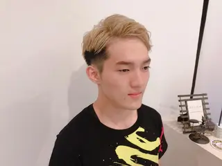 ショート カラー パーマ ヘアアレンジ メンズ ちこ .のヘアスタイル