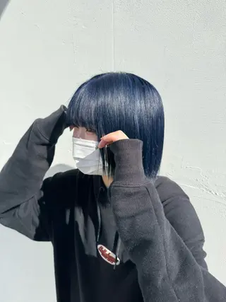 ミディアム カラー 堀越 美羽のヘアスタイル