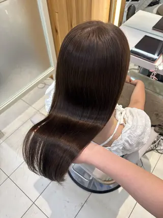 セミロング カラー かなこ／重めレイヤー ／透明感カラーのヘアスタイル
