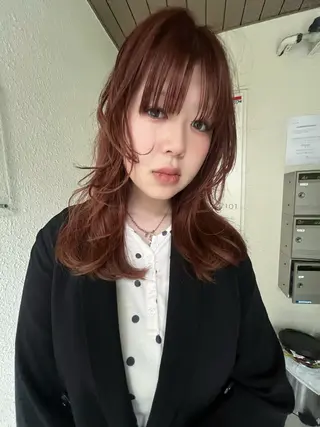 カラー sliver ・siki /YUIのヘアスタイル