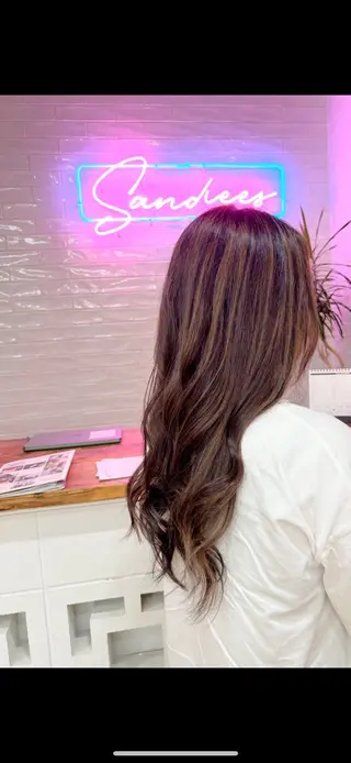 カラー 落合 そらのヘアスタイル