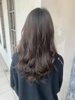 カラー Kasuga Sayuriのヘアスタイル