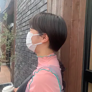 ショート コウノス マサコのヘアスタイル