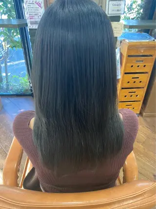 ロング カラー 藤本 あすかのヘアスタイル