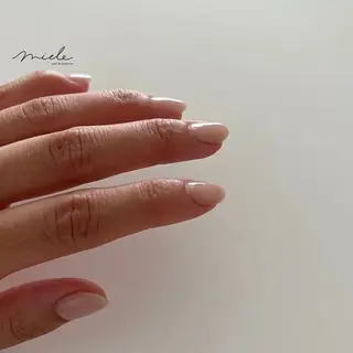 ネイル miele【ミエレ】 海外シンプルデザインのネイルデザイン