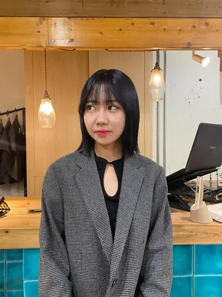 ミディアム カラー 竹内 柚子のヘアスタイル