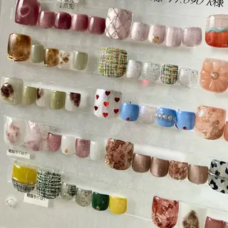 ネイル かおる KAORUのネイルデザイン