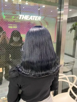 セミロング カラー パーマ ヘアアレンジ 透明感ブリーチカラー 🌈TOMOHIROのヘアスタイル
