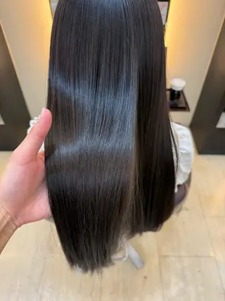 セミロング 早﨑 映天のヘアスタイル