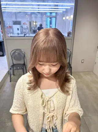 カラー 透明感ベージュ🤎 ナチュラルレイヤーのヘアスタイル