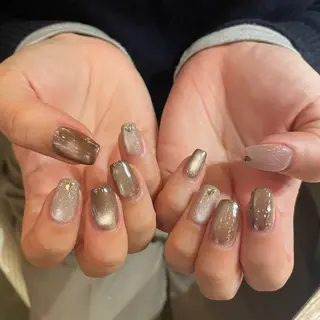 ネイル MAXKELLY Meiのネイルデザイン