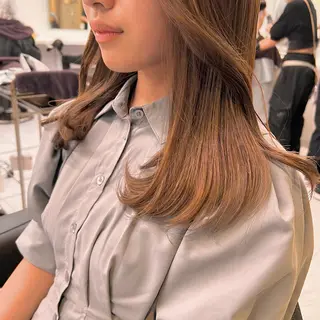 セミロング 💖札幌カラー 指名No.1💖玲奈のヘアスタイル