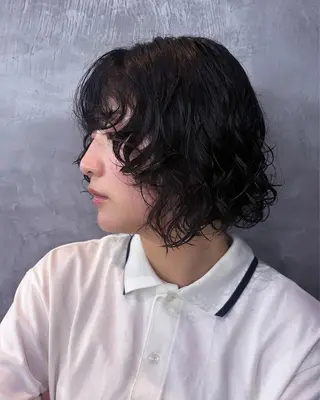 ショート カラー パーマ 淀 小南津のヘアスタイル