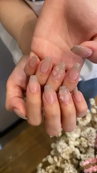 ネイル crystal ⭐︎ colorのネイルデザイン