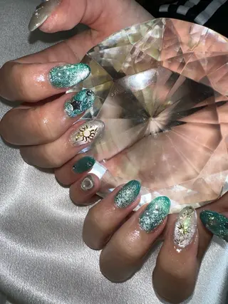 ショート YOKOSUKA NAILS💅✨のネイルデザイン